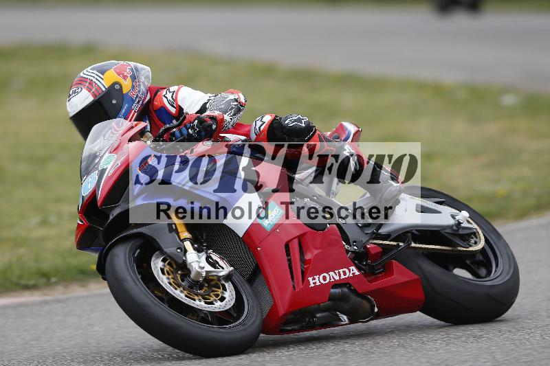 /Archiv-2025/04 13.04.2025 Get Faster Caremotion ADR/Gruppe gruen/16